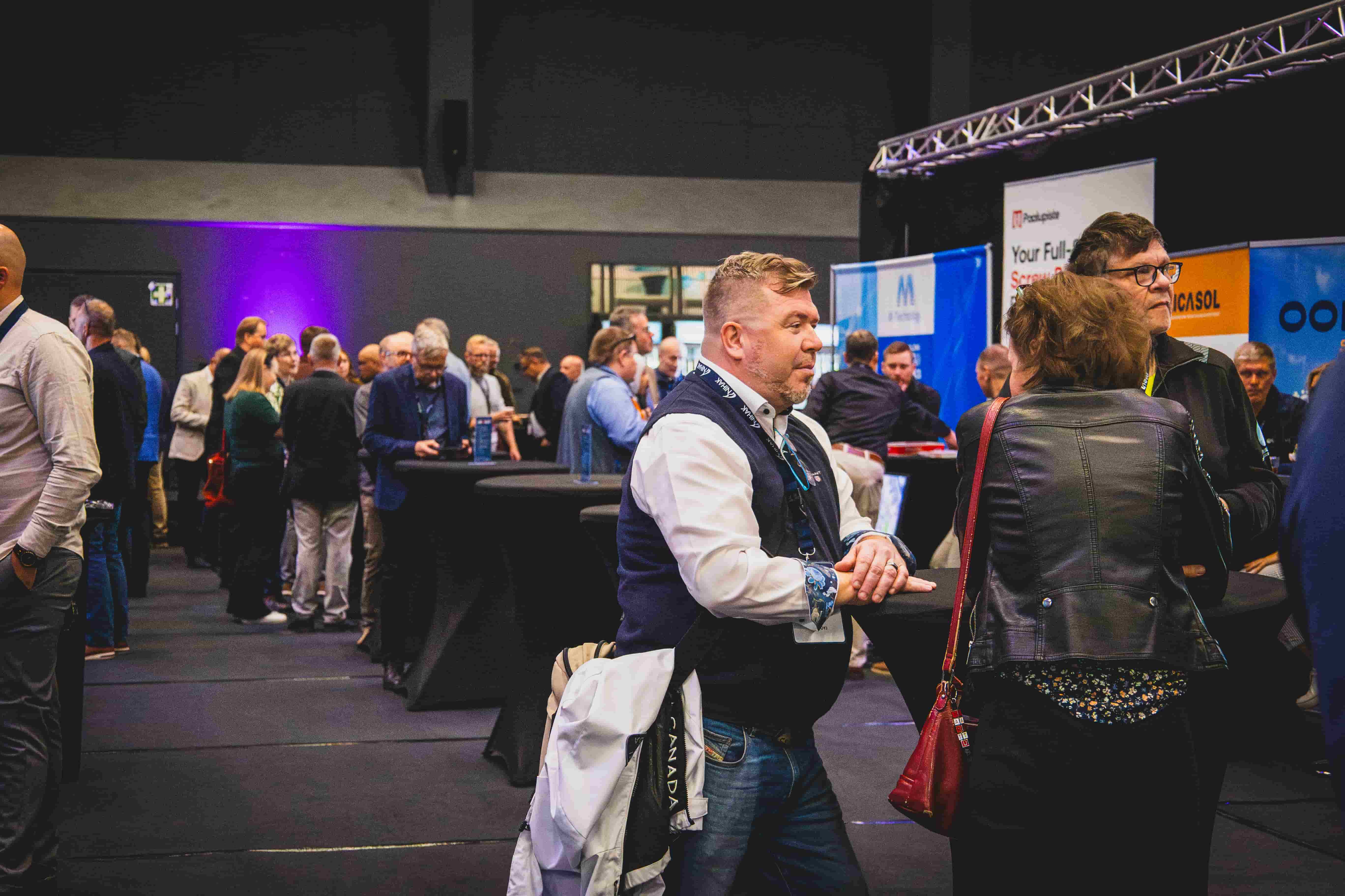 Think BIG -messualueella esittäytyi yli 50 yhteistyökumppania omilla osastoillaan Championdoor Areenalla Nivalassa.